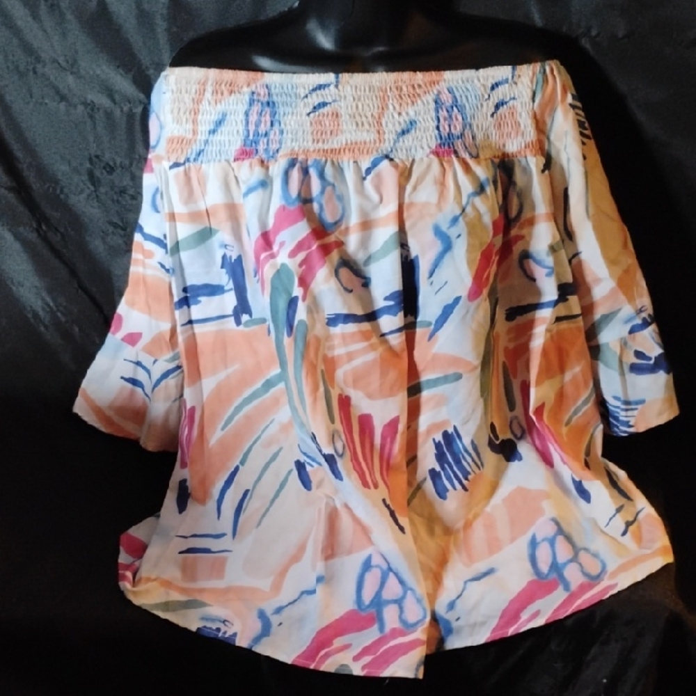 Multicolor Abstract Off-Shoulder Blouse - Picture 2 of 7